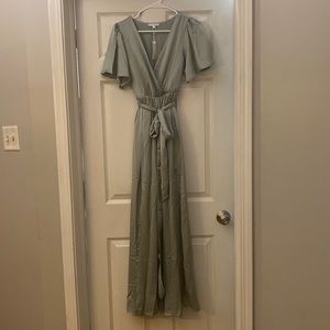 *NWT* Olive green maxi dress